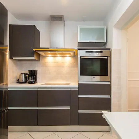 Parentium Apartment *