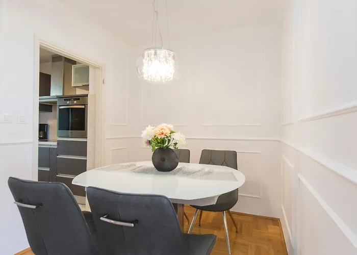 Parentium Appartement